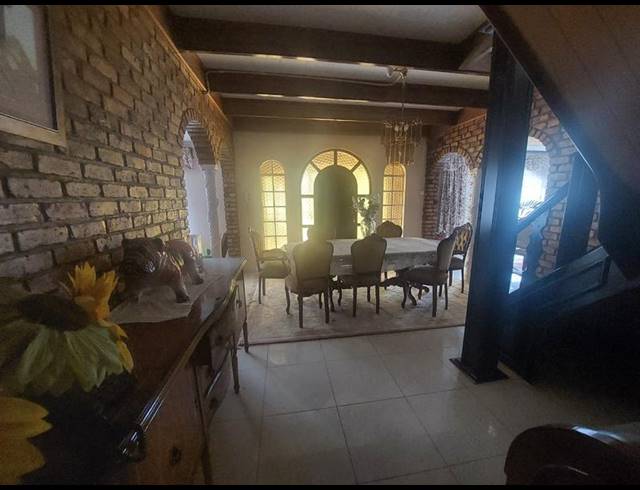 8 BEDROOM HOUSE FOR SALE IN RANDFONTEIN SOUTH